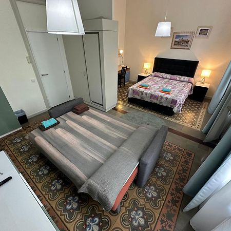 ברצלונה Rooms Rumila מראה חיצוני תמונה
