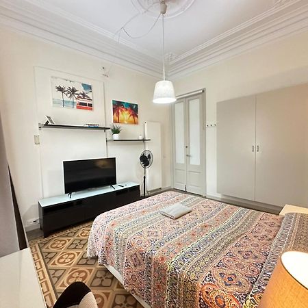 ברצלונה Rooms Rumila מראה חיצוני תמונה
